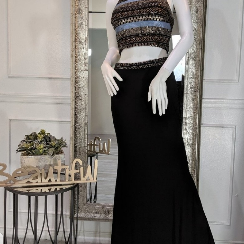 Two piece set dress and skirt